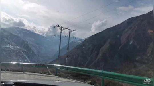 《睿智兄弟》阿坝州云端餐厅。 2019-12-03 14点场