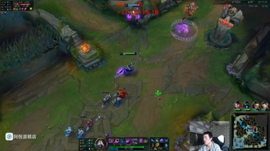 菜菜的瓜皮帽发布了一个斗鱼视频2019-12-03