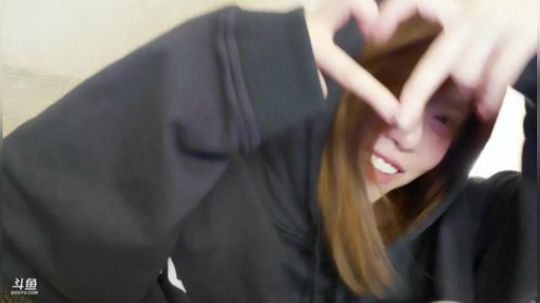 流年手中逝发布了一个斗鱼视频2019-12-04