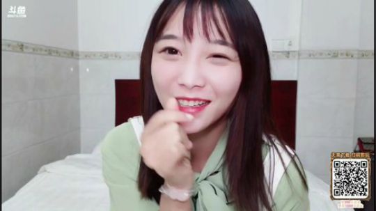 肖淑洁生命中的光和盐发布了一个斗鱼视频2019-12-04