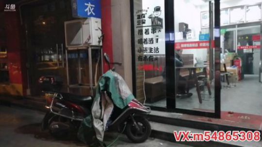 我在斗鱼看做个疯子直播户外