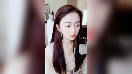 伤心hh发布了一个斗鱼视频2019-12-06