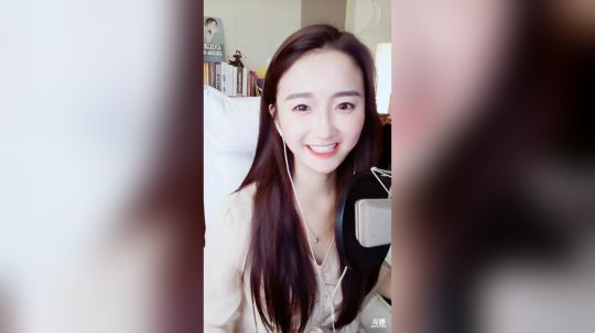登月团丶离去发布了一个斗鱼视频2019-12-06
