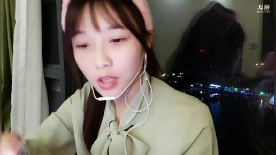 肖淑洁生命中的光和盐发布了一个斗鱼视频2019-12-06