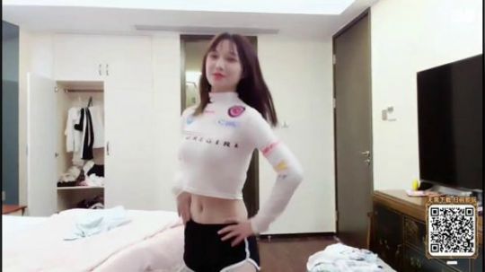 肖淑洁生命中的光和盐发布了一个斗鱼视频2019-12-06