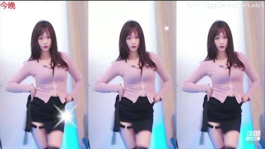 悉悉好美我爱了发布了一个斗鱼视频2019-12-06