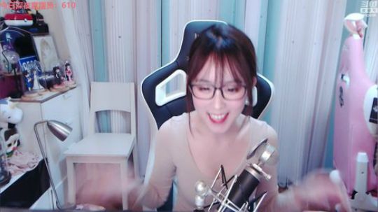 藤一的小幸运发布了一个斗鱼视频2019-12-06