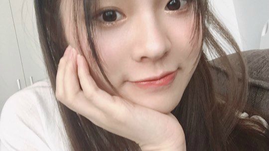 起床化妆