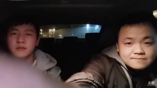 August丶21th发布了一个斗鱼视频2019-12-09