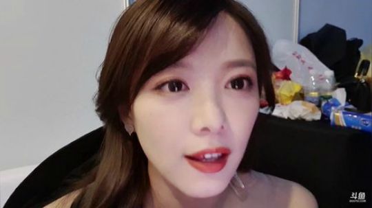 骆歆：嗨，你冷吗 2019-12-08 15点场