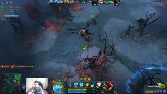 旧欢若梦灬发布了一个斗鱼视频2019-12-11