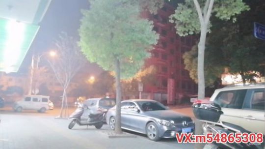我在斗鱼看做个疯子直播户外