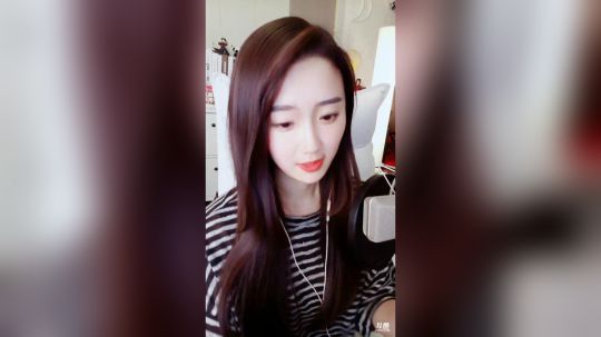 阿华丨Awa丶发布了一个斗鱼视频2019-12-12