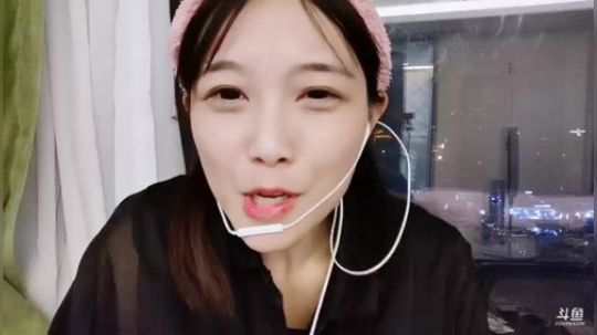 我本善良72发布了一个斗鱼视频2019-12-13