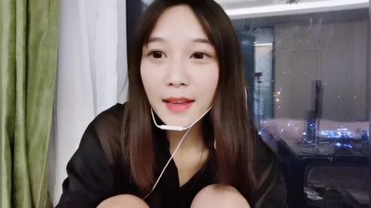 肖淑洁生命中的光和盐发布了一个斗鱼视频2019-12-13