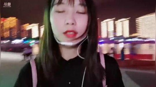 肖淑洁生命中的光和盐发布了一个斗鱼视频2019-12-13