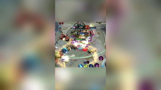四个打两个，被反杀四个，这游戏这么玩的么