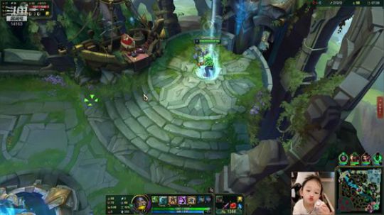 草莓：版本T1冲击峡谷王者 2019-12-14 18点场