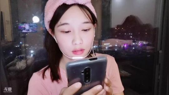 肖淑洁生命中的光和盐发布了一个斗鱼视频2019-12-14