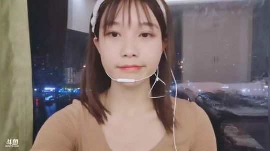 HHHISHHH发布了一个斗鱼视频2019-12-15