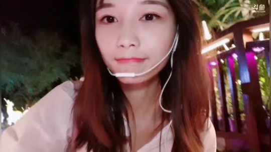 圆园团团发布了一个斗鱼视频2019-12-15