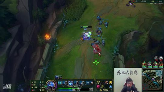 我在斗鱼看东北大鹌鹑直播英雄联盟