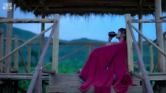 菜菜的瓜皮帽发布了一个斗鱼视频2019-12-17