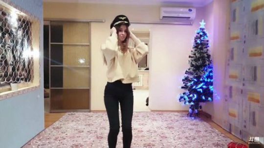 恭喜我蛋蛋哥得到真爱。 2019-12-17 22点场
