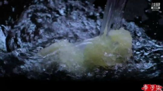 菜菜的瓜皮帽发布了一个斗鱼视频2019-12-17