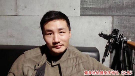 晚上去仓库给你们抽补给去，鱼翅准备好 2019-12-17 17点场