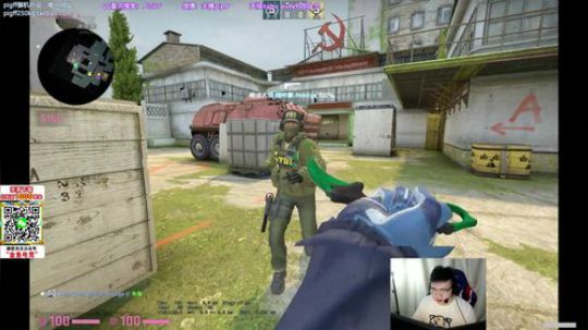 我在斗鱼看pigff直播绝地求生