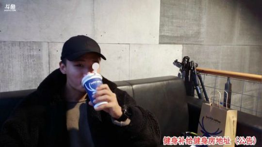 晚上去仓库给你们抽补给去，鱼翅准备好 2019-12-18 15点场