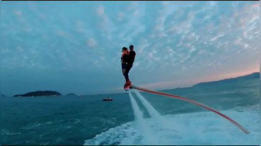 水上飞鞋
