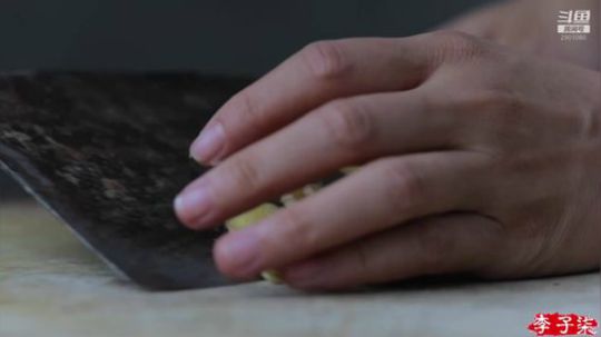 藤一的小幸运发布了一个斗鱼视频2019-12-19