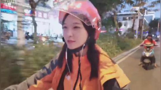 HHHISHHH发布了一个斗鱼视频2019-12-19