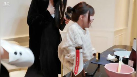 黑板君爱喝酸奶发布了一个斗鱼视频2019-12-20