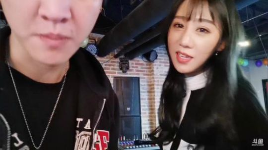 悉悉好美我爱了发布了一个斗鱼视频2019-12-21