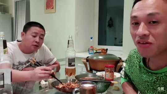 回家布置房间。 2019-12-21 23点场