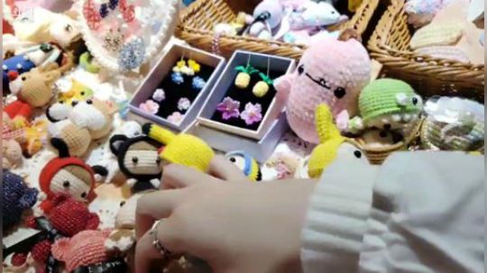 一条猪兒虫OvO发布了一个斗鱼视频2019-12-24