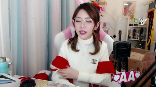 流年手中逝发布了一个斗鱼视频2019-12-24