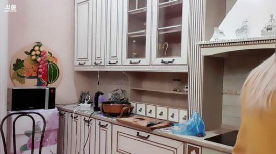 乔迁之喜系列之正式入住大别墅。 2019-12-24 18点场