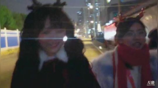一条猪兒虫OvO发布了一个斗鱼视频2019-12-24