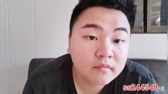 睿智兄弟闯泰国，12点开播 2019-12-25 14点场