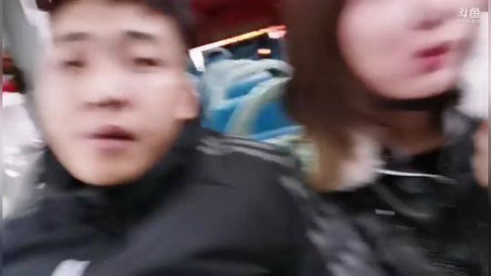 郑州圣诞老人 6561377 2019-12-25 15点场