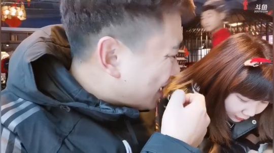 郑州圣诞老人 6561377 2019-12-25 14点场