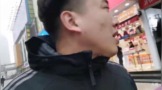郑州圣诞老人 6561377 2019-12-25 12点场