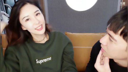 原畏发布了一个斗鱼视频2019-12-25