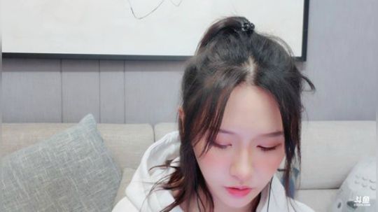 我在斗鱼看阿冷aleng丶直播英雄联盟