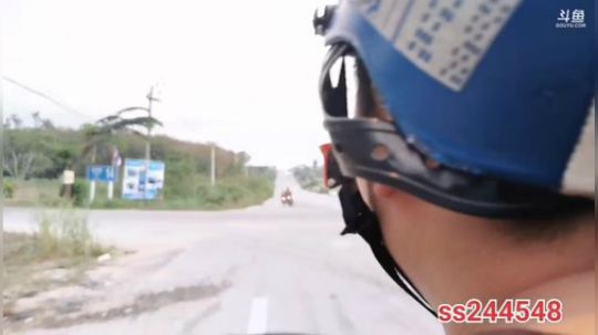 睿智兄弟闯泰国，芭提雅 2019-12-26 18点场