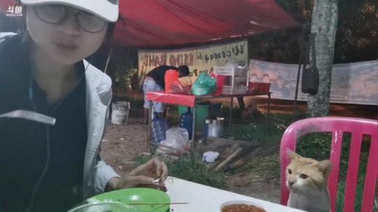 探访赤道海岛小渔村 2019-12-26 19点场